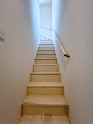 ̑ Ki͎肷tȂ̂ŏȂq܂₲̕Sł  