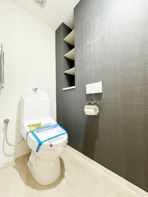 トイレ トイレは温水洗浄機能付き  