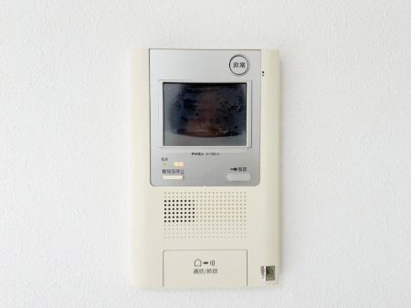 その他内観 TVモニター付インターフォンが付いていてセキュリティ充実  