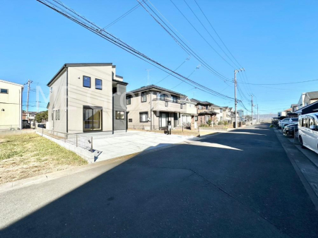現地外観写真 堂々完成！！ ここから始まる新生活を応援いたします！ 