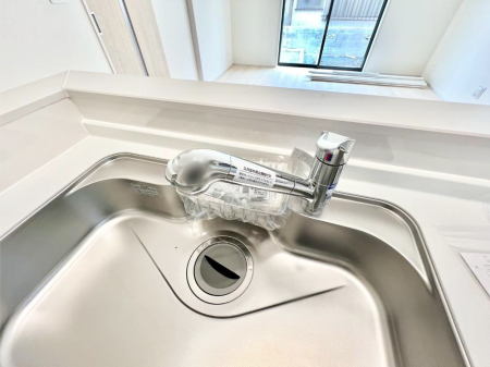 その他内観 いつでも清潔なおいしいお水を。一つの水栓で水道水と浄水を使い分け。