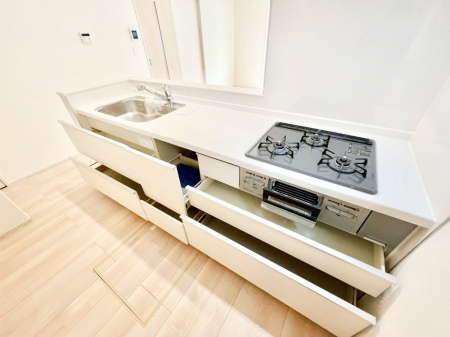その他内観 使いやすさを優先したスライド式収納タイプ！