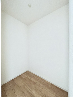 ̑ EH[NCN[[bgtŐԂLpł܂B