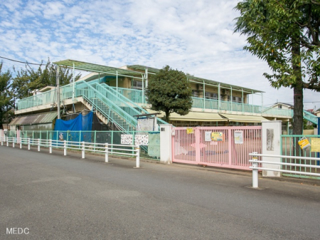 周辺環境 幼稚園・保育園 240m 仲町保育園
