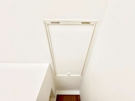 ̑ [قɂACfAŉKԂɑϐgI  