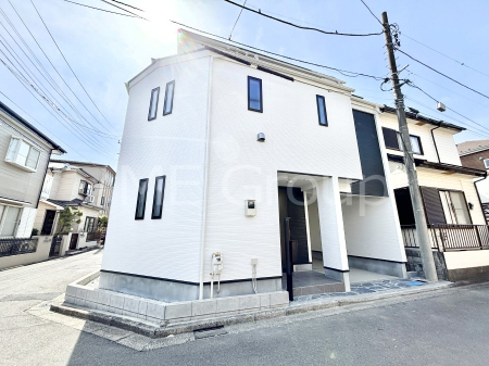 現地外観写真 たっぷりの陽光と心地よい風が舞い込む住まい 