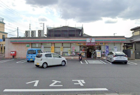 周辺環境 コンビニ 300m セブン-イレブン さいたま大谷口店