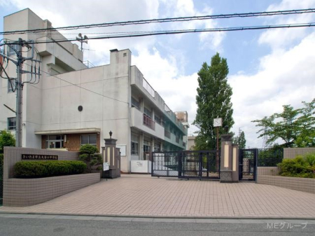周辺環境 中学校 600m さいたま市立大谷口中学校 