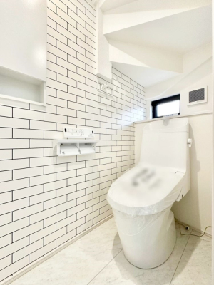 トイレ 清潔感のあるトイレは1階と2階それぞれに配置