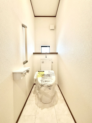 gC gC1K2KꂼɔzuĂĂƂĂ֗łB 