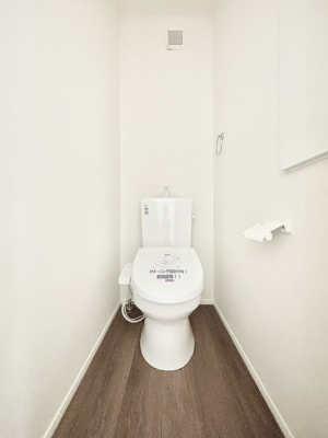gC gC1K2KꂼɔzuĂĂƂĂ֗łB 