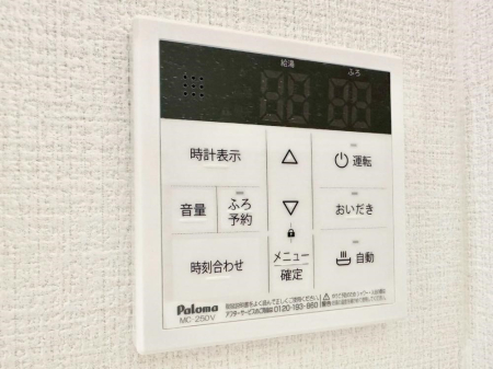 ̑ \