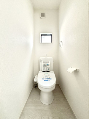 gC gC1K2KꂼɔzuĂĂƂĂ֗łB 