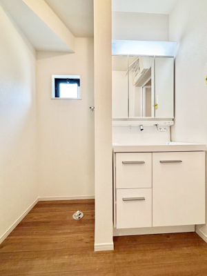 ʑEʏ q񂪂A􂢂łĂꂻȐʏI 