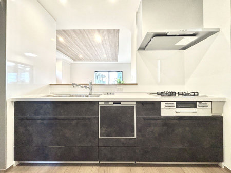 �L�b�`�� �������������I�ɁA�y�����I�V�X�e���L�b�`��  