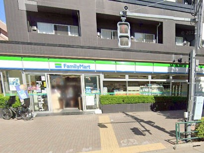 周辺環境 コンビニ 68m ファミリーマート 中央月島三丁目店