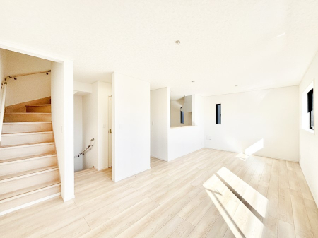 rO i`eCXg̗D_炩Fg̃t[OfGȃrOłˁB