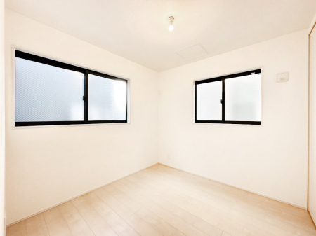 q Qʍ̌ŋC悭R̂łql̂ɂsb^