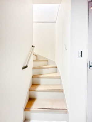 ̑ Ki͎肷tȂ̂ŏȂq܂₲̕Sł  