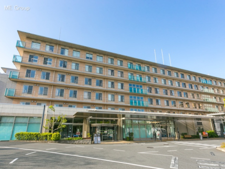 周辺環境 病院 1660m 新百合ヶ丘総合病院