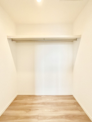 ̑ EH[NCN[[bgtŐԂLpł܂B