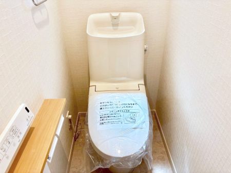 gC gC1K2KꂼɔzuĂĂƂĂ֗łB 