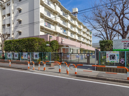 周辺環境 幼稚園・保育園 690m 伊興大境保育園