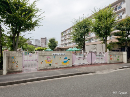 周辺環境 幼稚園・保育園 270m 中青戸保育園