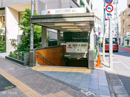 ӊ w 560m }cssurK勴vw