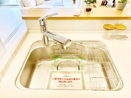 その他内観 いつでも清潔なおいしいお水を。一つの水栓で水道水と浄水を使い分け。