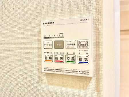 ̑ g[C@tȂ̂ŁAVĈSI