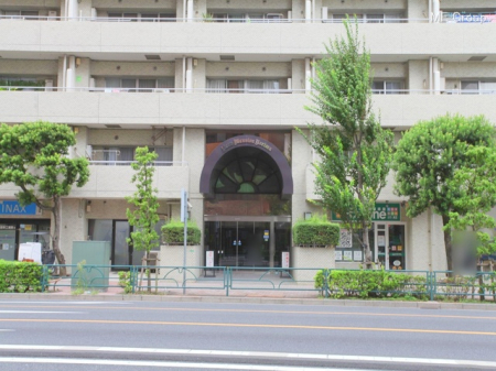 エントランス -