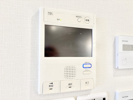 ̑ TVj^[tC^[tHtĂăZLeB[  