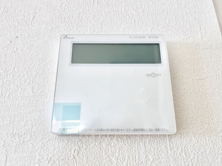 ̑ g[tœ~|J|JBƑ̌ẽXy[XɂȂ܂ˁB