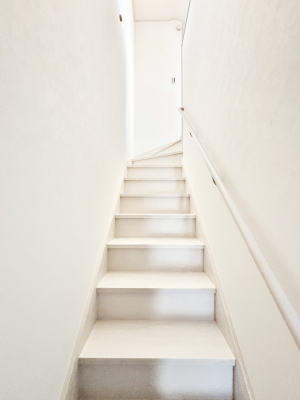 ̑ Ki͎肷tȂ̂ŏȂq܂₲̕Sł