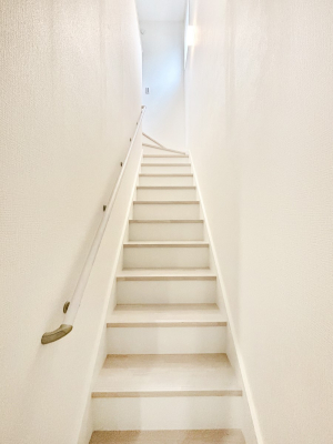 ̑ Ki͎肷tȂ̂ŏȂq܂₲̕Sł