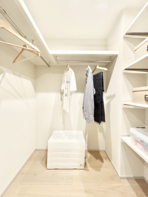 ̑ EH[NCN[[bg̊pŐԃXbL