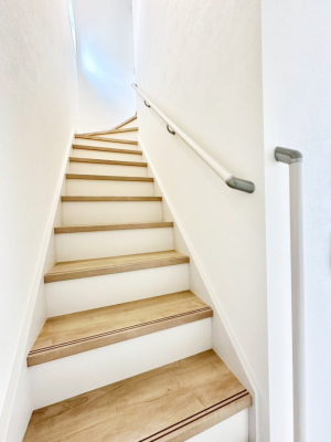 ̑ Ki͎肷tȂ̂ŏȂq܂₲̕Sł