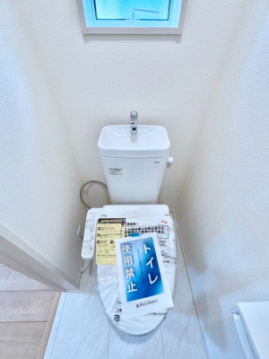 gC gC1K2KꂼɔzuĂĂƂĂ֗łB 