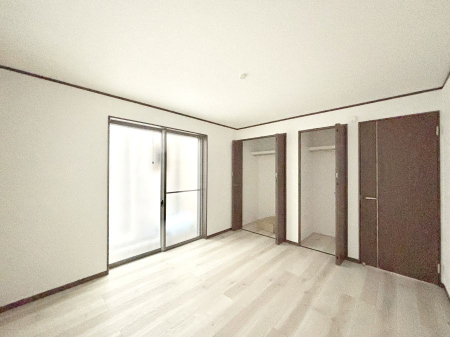 �q������ �q�������ɂ��������߂Ȏ��[�X�y�[�X�����Ղ�̋���