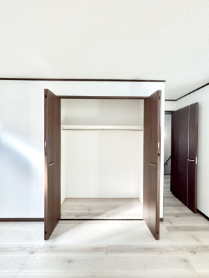 ���[ �����Ղ�̎��[�X�y�[�X�ŉ��K�ɕ�点���� 