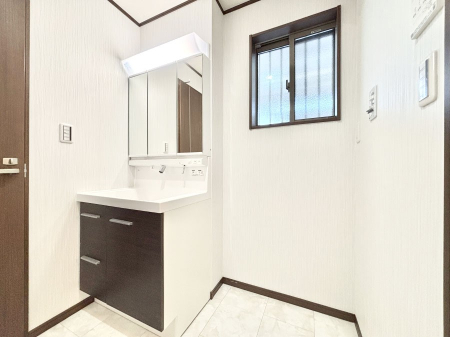 ���ʑ�E���ʏ� ���邢���ʏ��͖����̐g�x�x���y�����ł����Ⴂ�����ł��B