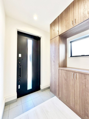  ʔ͂Ƒ̎ʐ^G߂̃CeAŏIƂĉoł܂