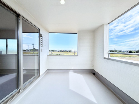 oRj[ }ȉJSIsՂȃCi[oRj[Ŗ̂NNKB