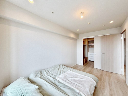 Q EH[NCN[[bgE[Xy[X̂7̗mB