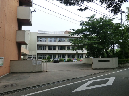 ӊ wZ 1600m ~s䒆wZ