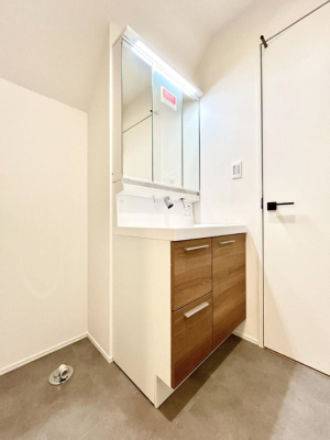 ���ʑ�E���ʏ� ���邢���ʏ��͖����̐g�x�x���y�����ł����Ⴂ�����ł��B