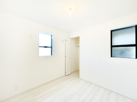 ���̑� 1�K�̃T�[�r�X���[���͎��[�͂������A�����Ƃ��Ă����p�ł��܂��B  