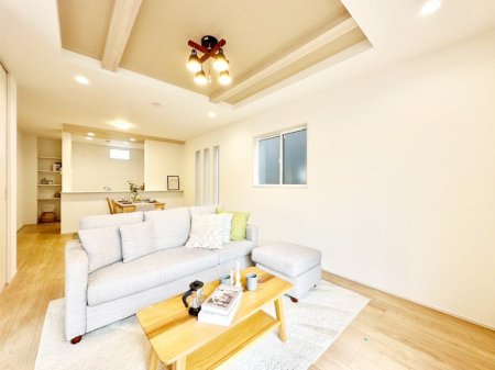 rO Ƒ̓₩Șbŕ܂閾邢rO