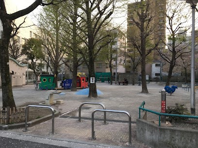ӊ  400m 䓌旧